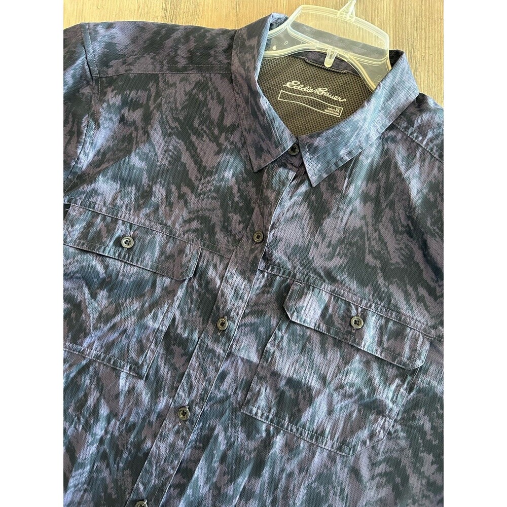 Eddie Bauer Classic Fit Button Up Shirt Women Size XL Hiking Outdoor Travel